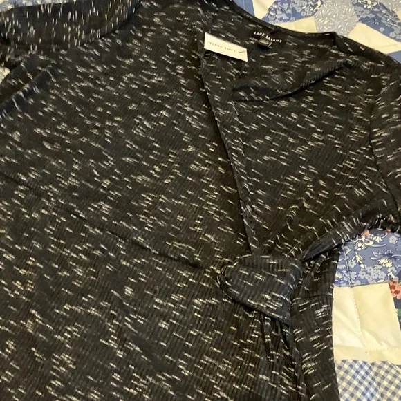 Lane Bryant navyand White Textured Surplice Top - Picture 3 of 6